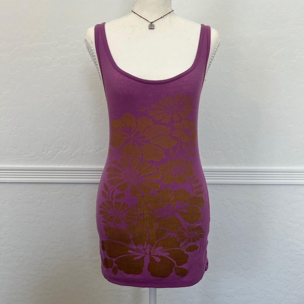 vintage purple and yellow hibiscus flower fitted tank top